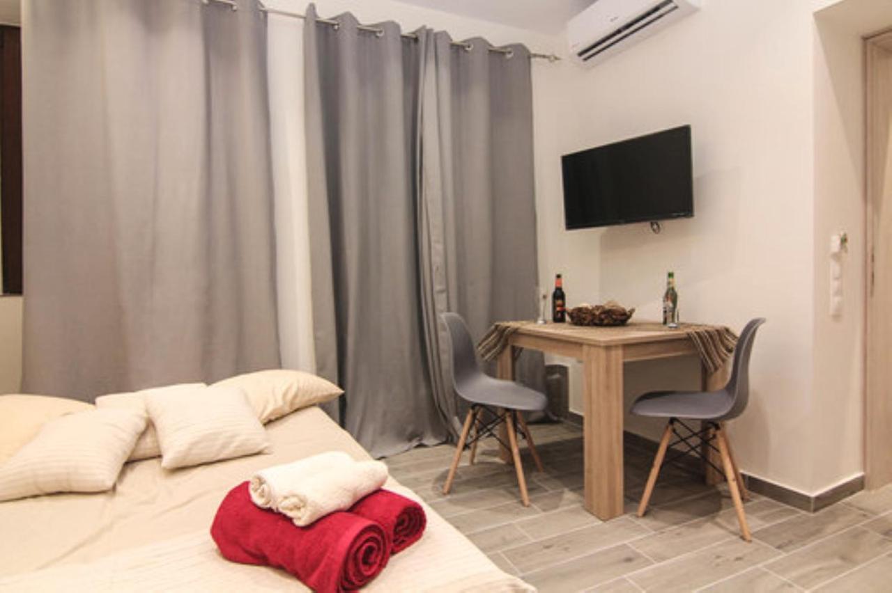 Contemporary Studios Old Port By Corfuescapes Corfu  المظهر الخارجي الصورة